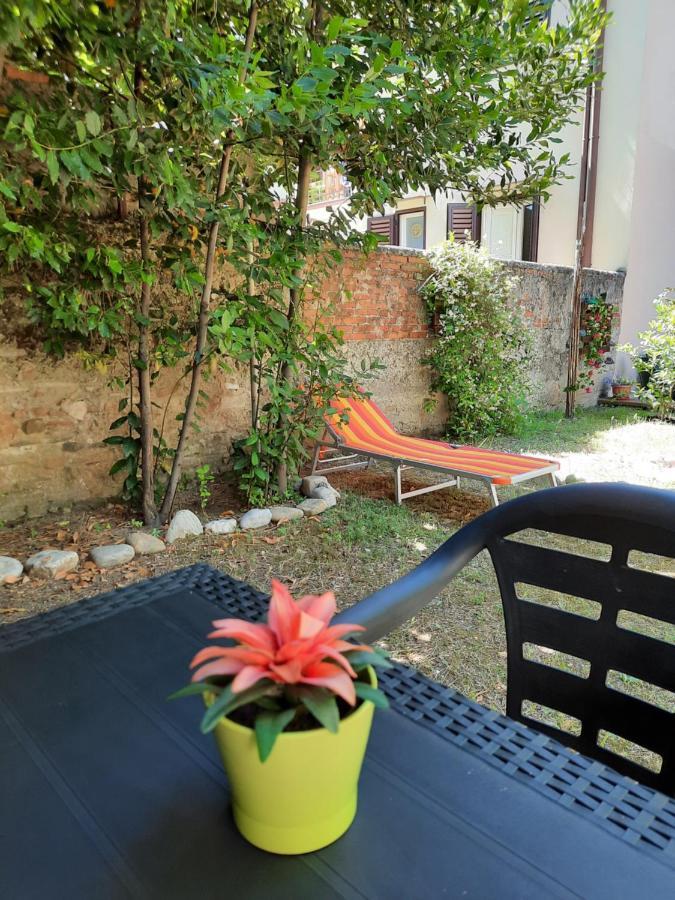 Au Jardin de Florence Bed & Breakfast Exterior foto